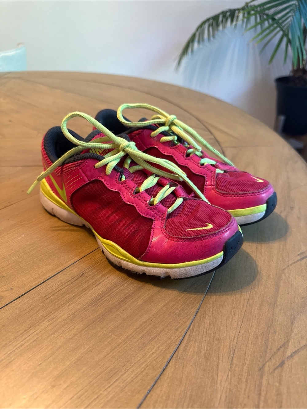 Nike Women's Flex Trainer TR2 Pink Neon 511332-632 Running Shoes Sneakers 6